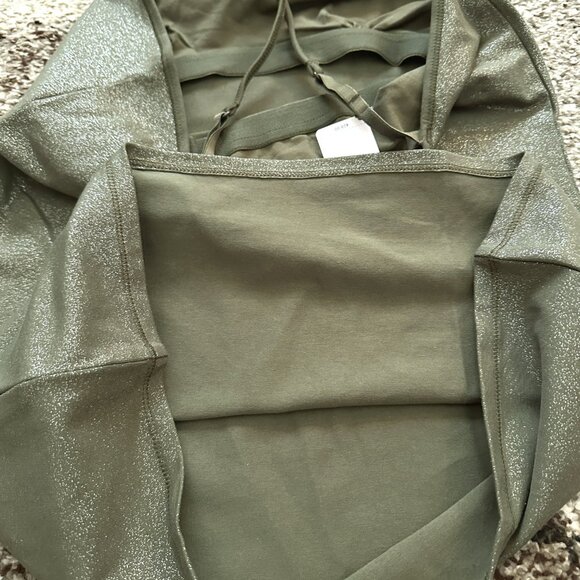 EXPRESS (M) Olive Green Shine Best Loved Bra Cami Fitted Tank Glitter Silver - Picture 11 of 12